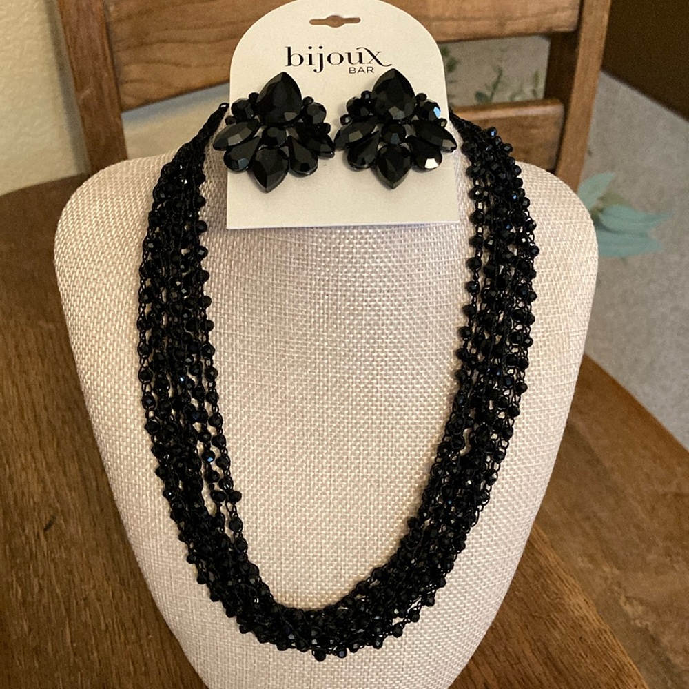Bijoux Bar Earrings NWT & Like New Black Faceted Bead Layered Necklace Set